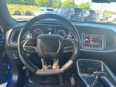 Used 2020 Dodge Challenger SRT Hellcat Redeye RWD image 11