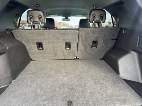 Used 2019 Chevrolet Equinox Premier image 19