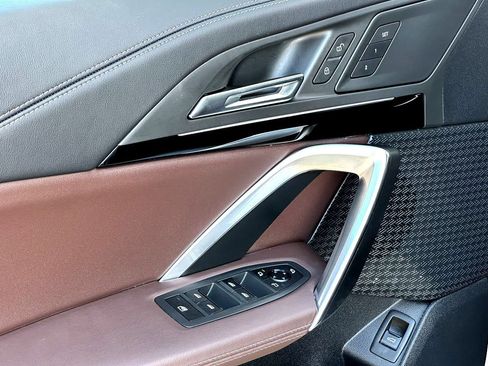 Certified 2025 BMW X1 xDrive28i image 11