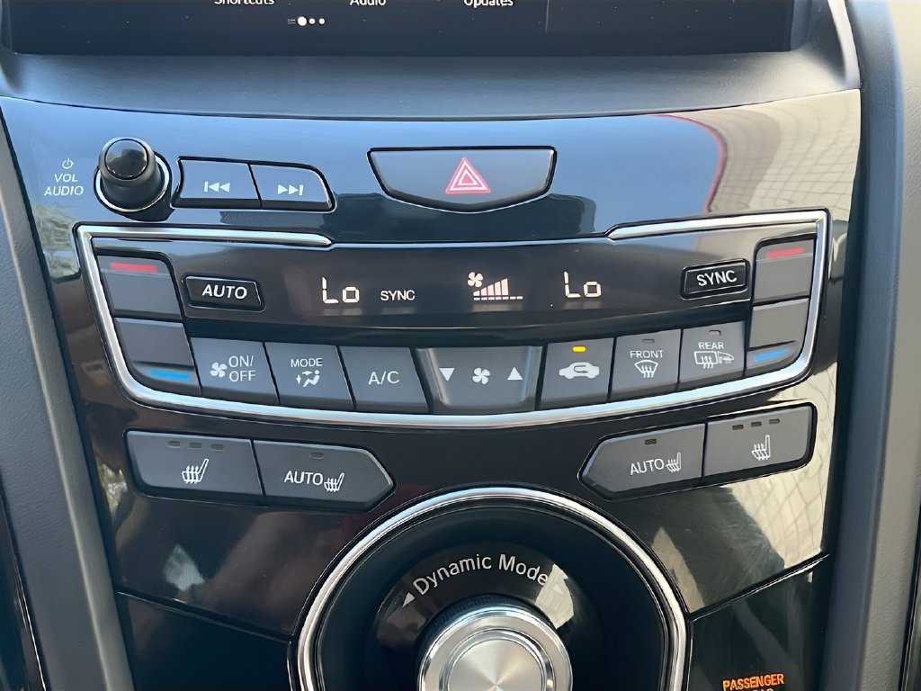 Used 2024 Acura RDX SH-AWD image 15