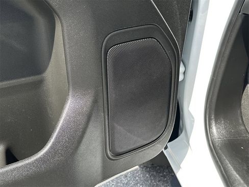 Used 2024 Chevrolet Silverado 2500 Custom w/ Custom Value Package image 16