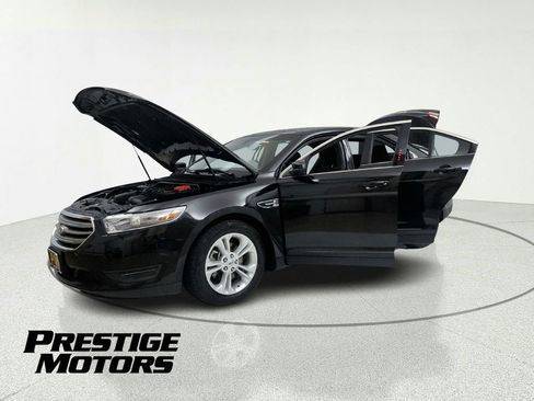 Used 2013 Ford Taurus SEL FWD image 10