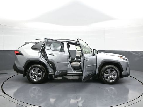 Certified 2025 Toyota RAV4 XLE w/ Convenience Package image 43