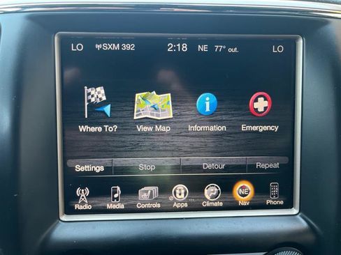 Used 2015 Jeep Grand Cherokee Limited w/ Luxury Group II AWD/4WD image 16