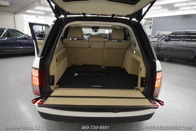 Used 2017 Land Rover Range Rover HSE AWD/4WD image 42
