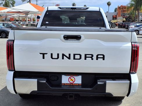 Used 2022 Toyota Tundra Limited AWD/4WD image 5
