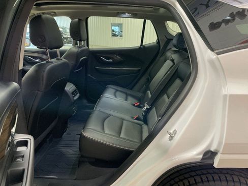 Used 2019 GMC Terrain Denali w/ Driver Alert Package II AWD/4WD image 25