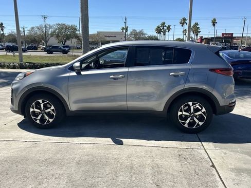 Certified 2022 Kia Sportage LX image 11