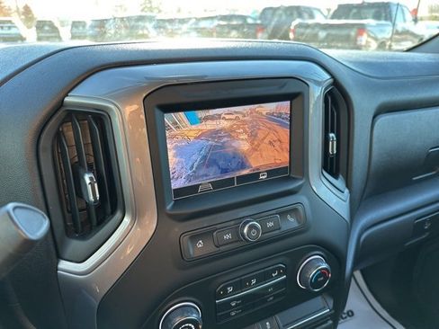 Used 2022 Chevrolet Silverado 1500 Custom image 27