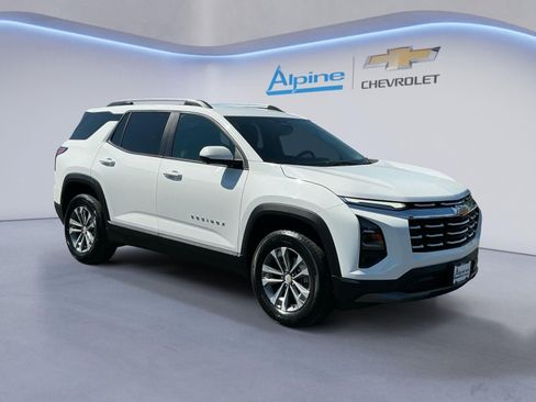 Used 2025 Chevrolet Equinox LT w/ Convenience Package II AWD/4WD image 7