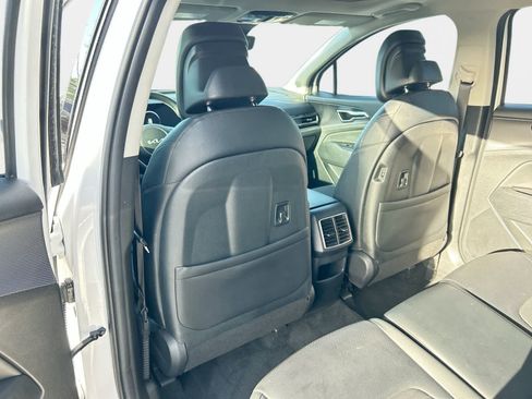 Used 2025 Kia Sportage SX FWD image 12