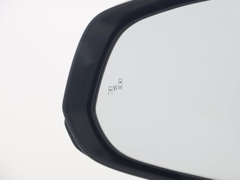 Used 2024 Toyota Tacoma TRD Off-Road image 23