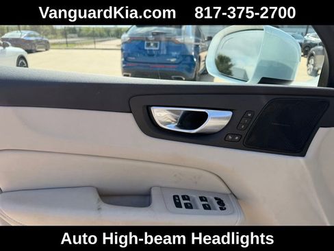 Used 2021 Volvo XC60 T5 Inscription w/ Advanced Package AWD/4WD image 17