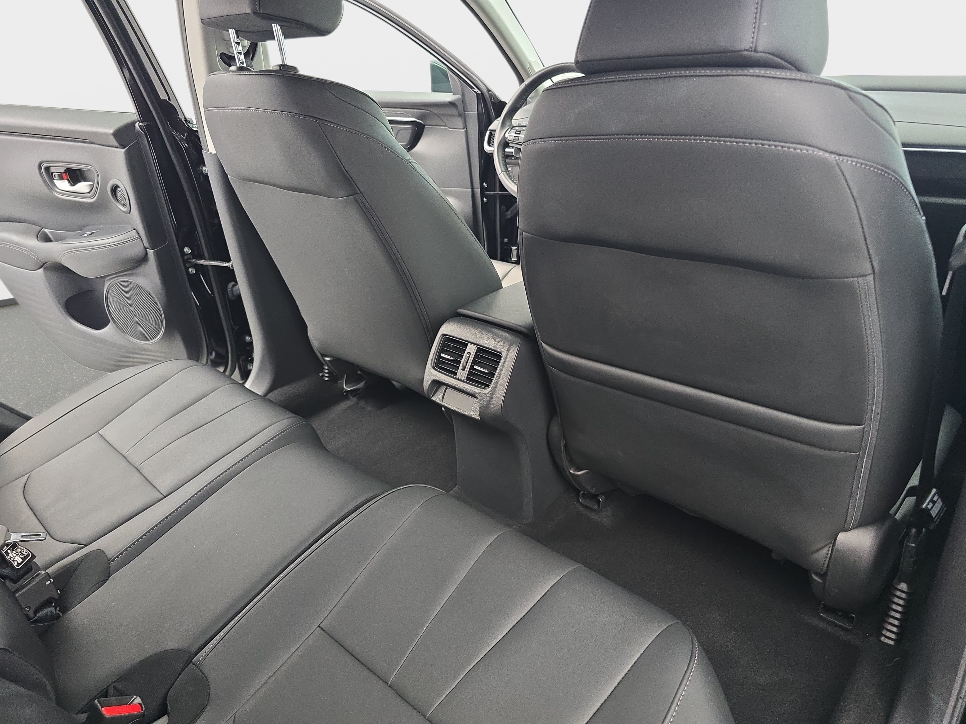 Certified 2025 Acura ADX FWD image 11