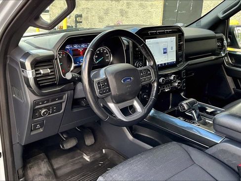 Certified 2022 Ford F150 XLT w/ Equipment Group 302A High image 13