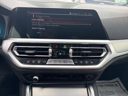 Used 2023 BMW M440i Convertible w/ Premium Package image 43