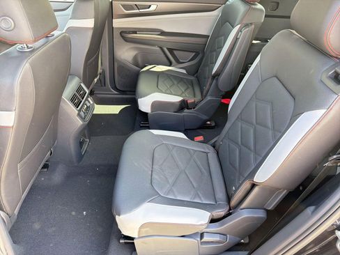 New 2026 Volkswagen Atlas Peak Edition AWD/4WD image 14