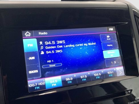 Used 2023 Subaru Forester Premium image 21