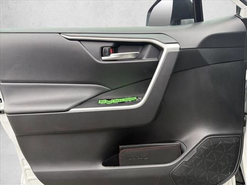 New 2025 Toyota RAV4 XLE image 10