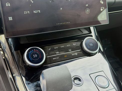 Used 2023 Land Rover Range Rover Sport SE Dynamic AWD/4WD image 11