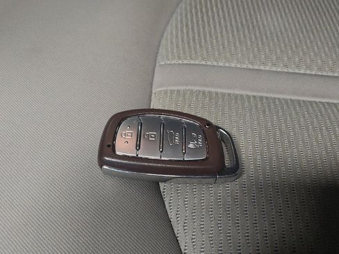 Used 2018 Hyundai Sonata SEL FWD image 32