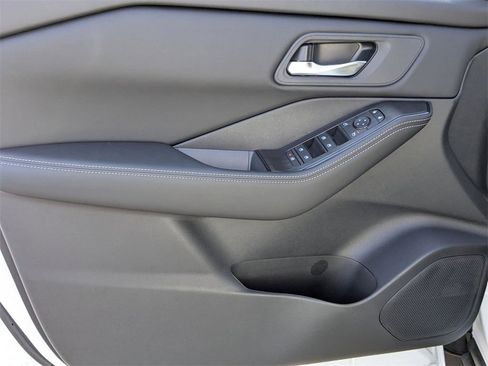 New 2026 Nissan Rogue SV image 11