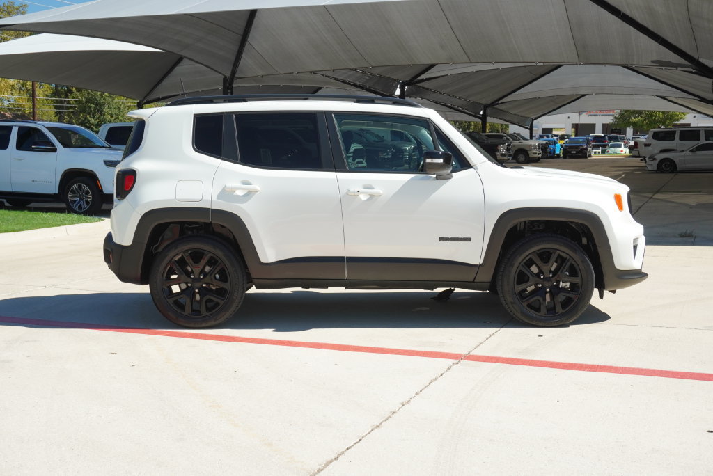 Used 2023 Jeep Renegade Altitude w/ Convenience Group I AWD/4WD image 6