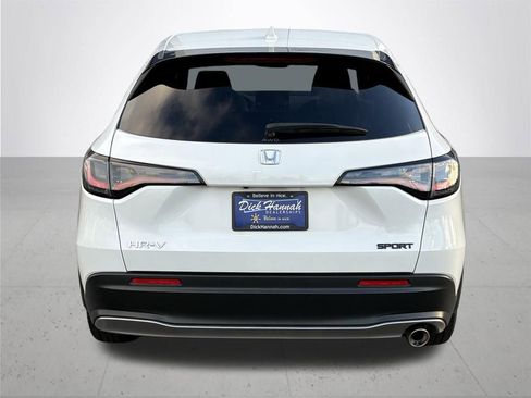 Used 2024 Honda HR-V Sport image 6