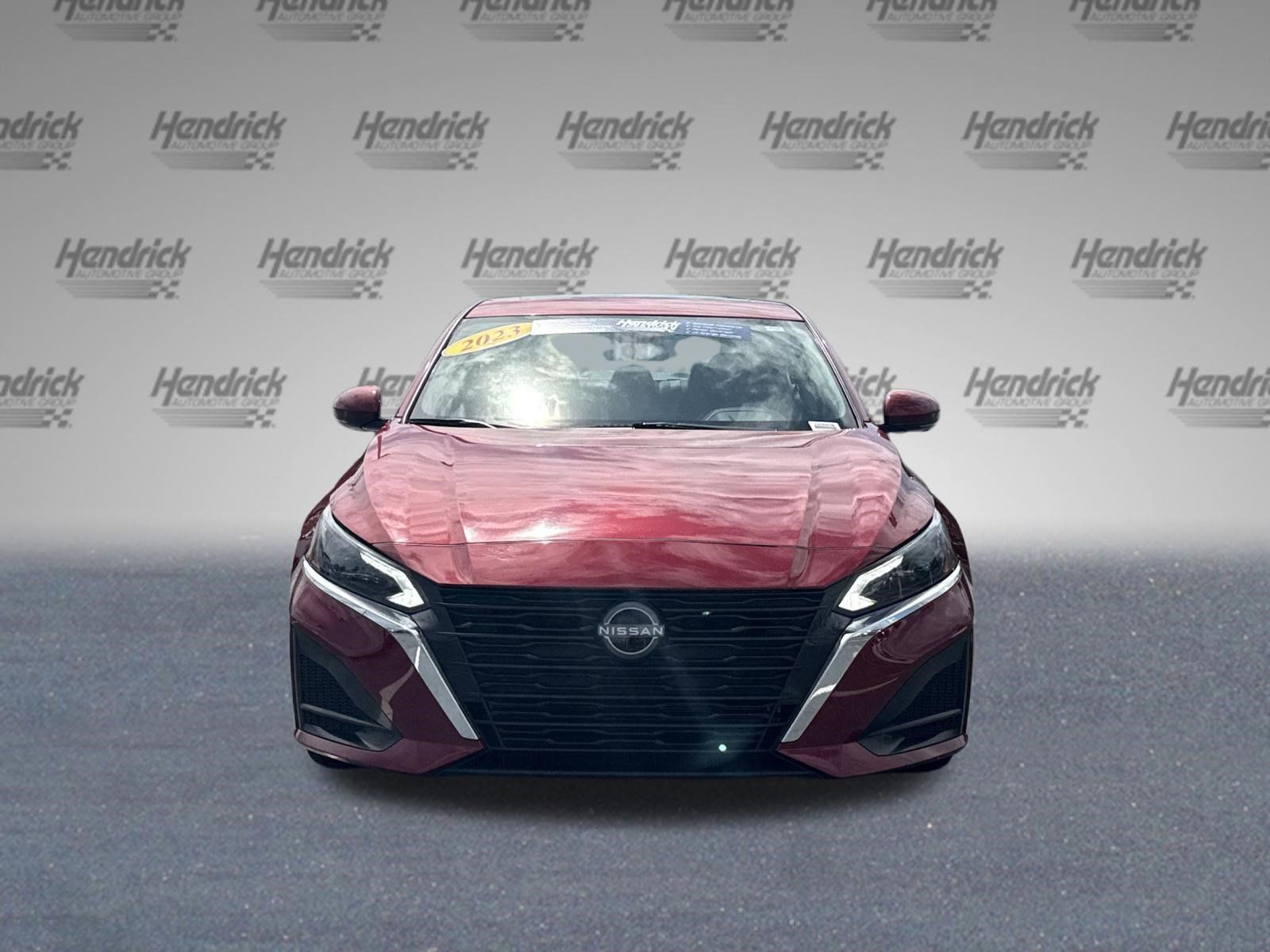 Used 2023 Nissan Altima 2.5 SL FWD image 3