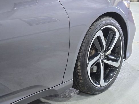Used 2019 Honda Accord Sport image 15