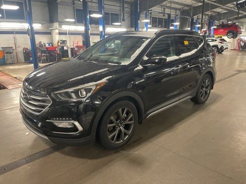 Used 2018 Hyundai Santa Fe Sport image 1