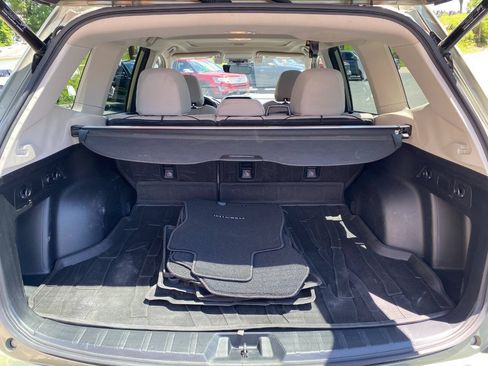 Used 2020 Subaru Forester Premium AWD/4WD image 26