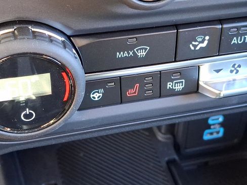 New 2025 Ford Bronco Outer Banks w/ Sasquatch Package image 16