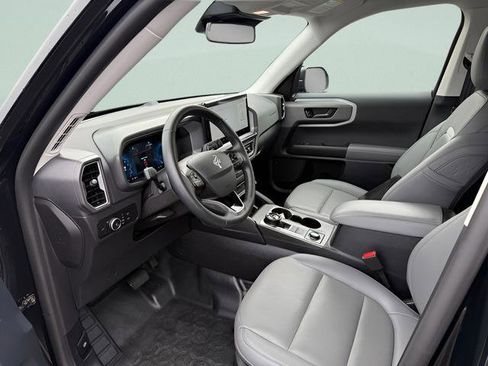Used 2025 Ford Bronco Sport Badlands AWD/4WD image 4