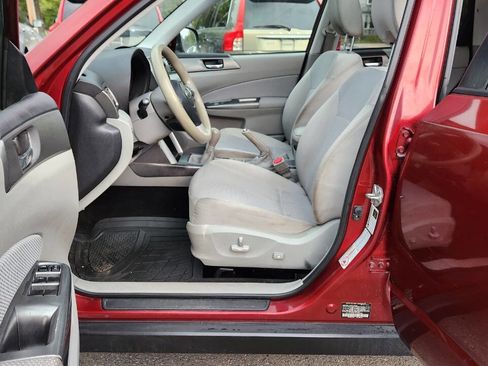 Used 2012 Subaru Forester 2.5X Premium w/ All-Weather Pkg image 24