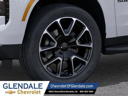 New 2026 Chevrolet Suburban RST w/ Advanced Technology Package AWD/4WD image 9