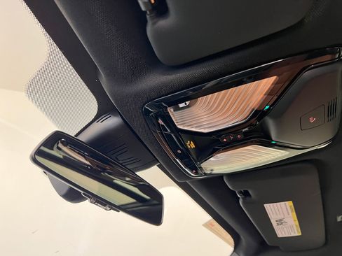 Used 2022 BMW X5 xDrive45e w/ Luxury Seating Package image 18