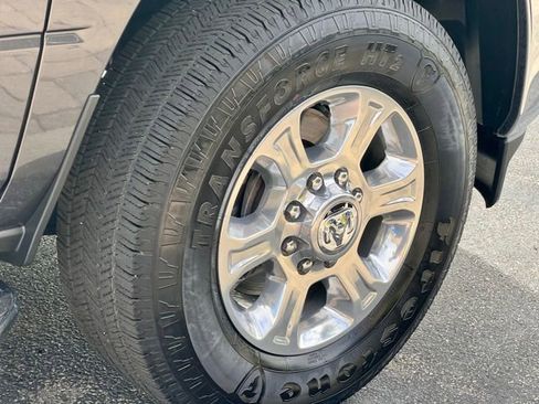 Used 2025 RAM 2500 Big Horn AWD/4WD image 36