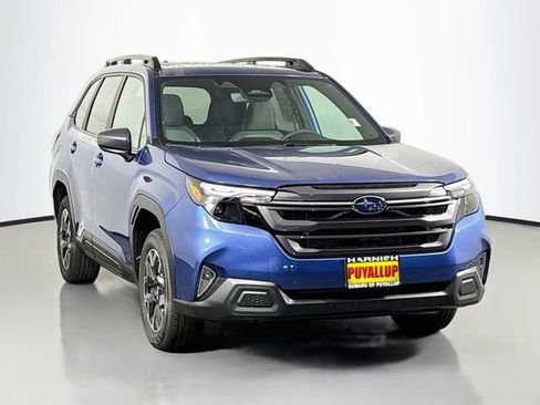 New 2026 Subaru Forester Premium AWD/4WD image 1