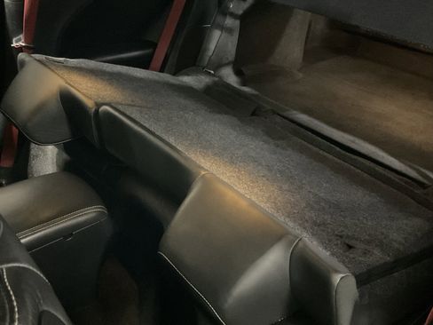 Used 2015 Dodge Challenger SRT Hellcat image 36