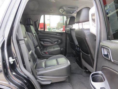 Used 2020 Chevrolet Tahoe LT image 24