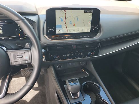Certified 2021 Nissan Rogue Platinum FWD image 22