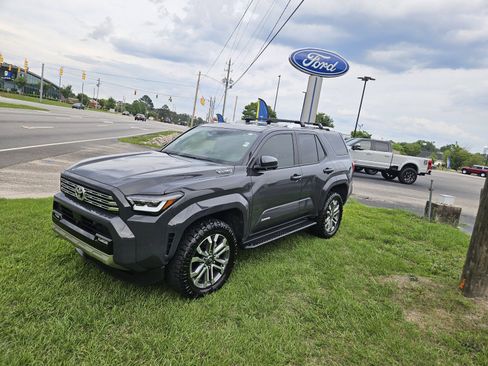 Used 2026 Toyota 4Runner Limited AWD/4WD image 3