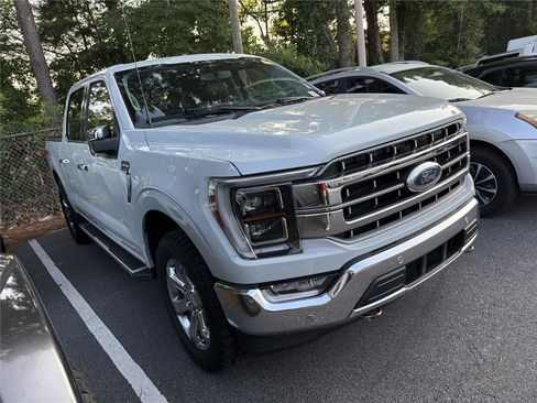 Used 2023 Ford F150 Lariat w/ Equipment Group 502A High AWD/4WD image 3