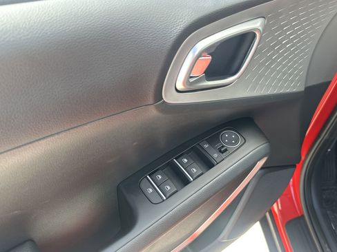 New 2025 Kia Soul LX w/ LX Technology Package image 16