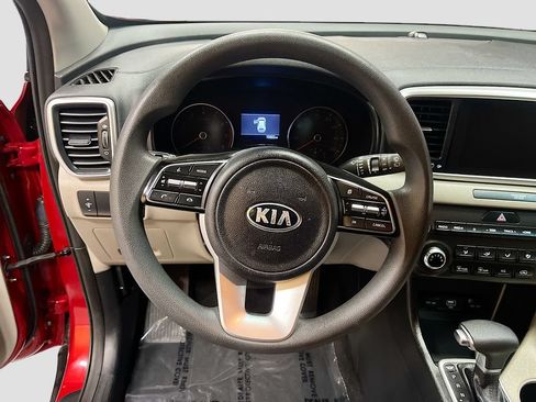 Used 2022 Kia Sportage LX AWD/4WD image 11