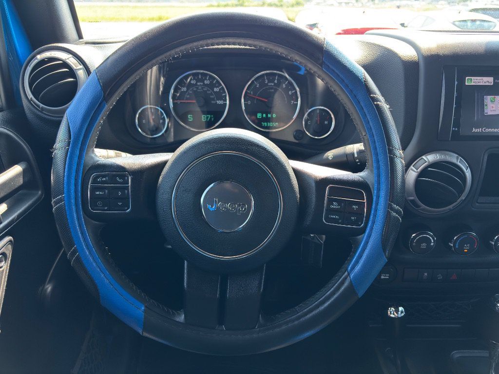 Used 2016 Jeep Wrangler Unlimited Sport w/ Connectivity Group AWD/4WD image 11