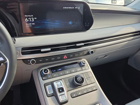 Used 2025 Hyundai Palisade SEL FWD image 20