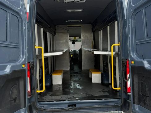 Used 2019 Ford Transit 250 148 High Roof Extended RWD image 9