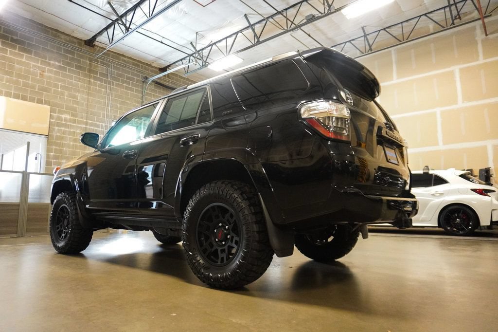 Used 2021 Toyota 4Runner SR5 Premium w/ Moonroof Package AWD/4WD image 3